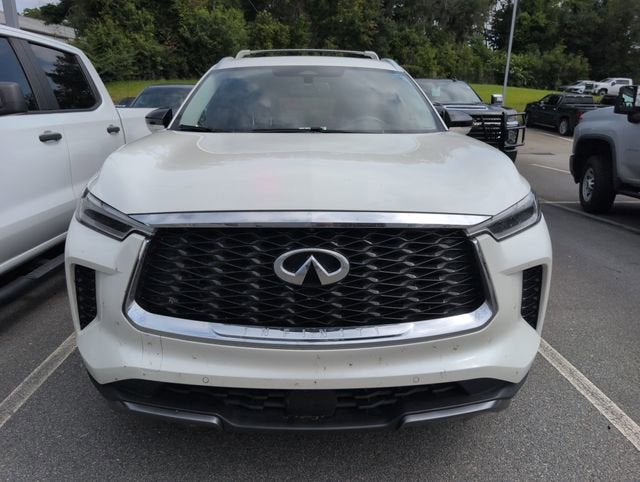 2022 INFINITI QX60 LUXE