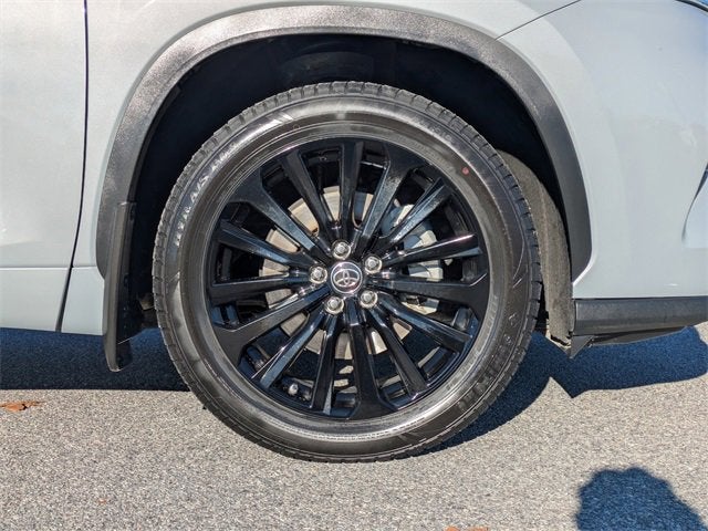2023 Toyota Highlander Hybrid Bronze Edition