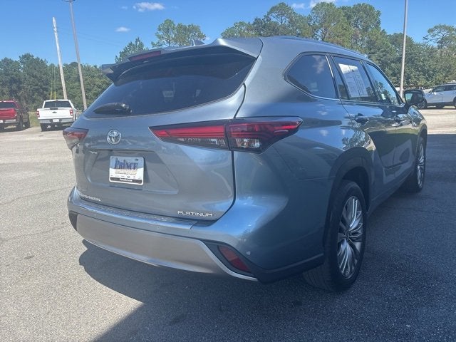 2022 Toyota Highlander Platinum