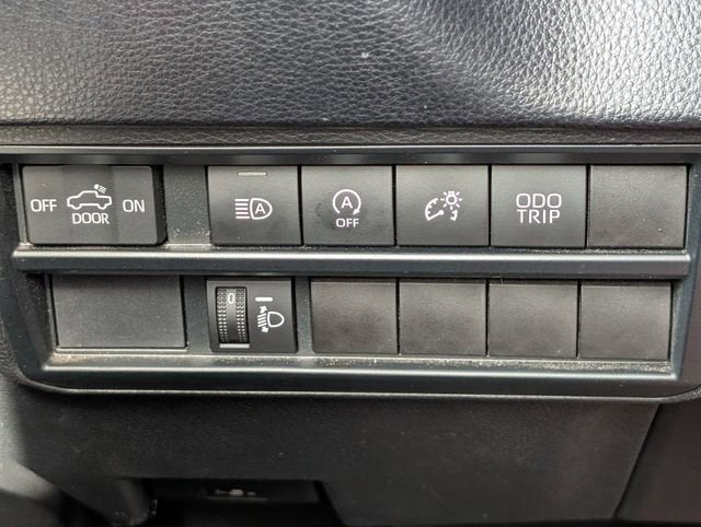 2023 Toyota Tundra 4WD SR5