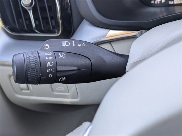 2018 Volvo XC60 Momentum