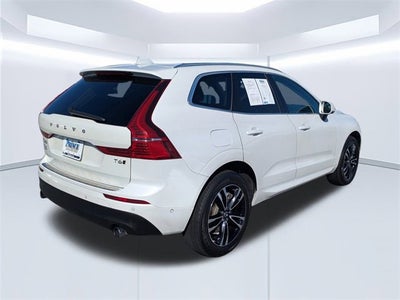 2018 Volvo XC60 Momentum