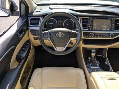 2016 Toyota Highlander Limited
