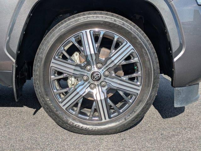 2024 Toyota Sequoia SR5