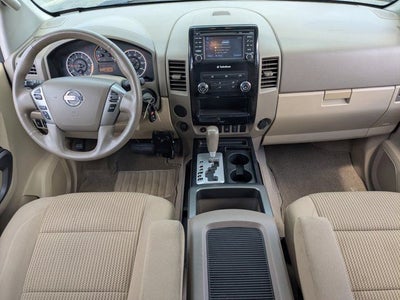 2015 Nissan Titan SV