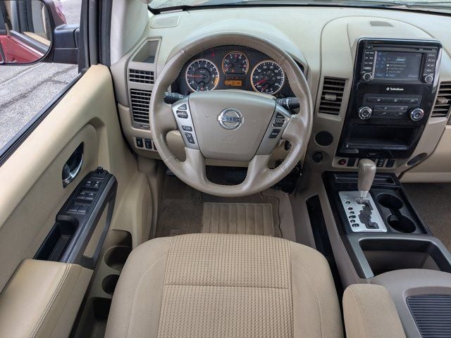 2015 Nissan Titan SV