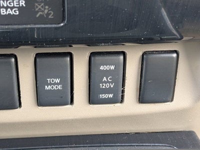2015 Nissan Titan SV