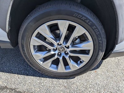 2023 Toyota RAV4 XLE Premium