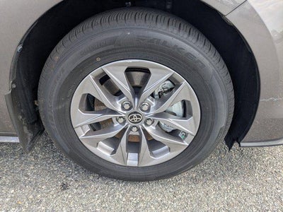 2024 Toyota Sienna XLE 8 Passenger