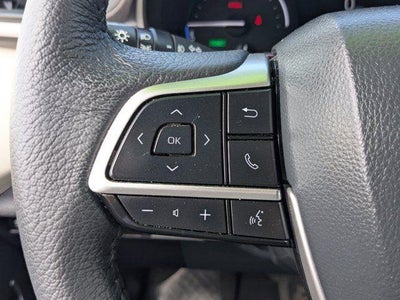 2024 Toyota Sienna XLE 8 Passenger