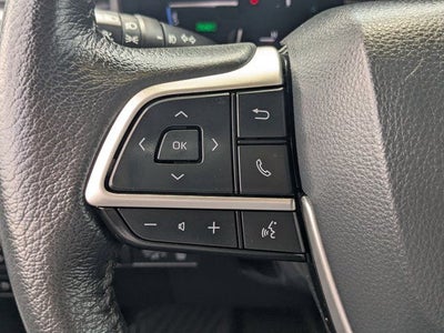 2025 Toyota Sienna XLE 8 Passenger