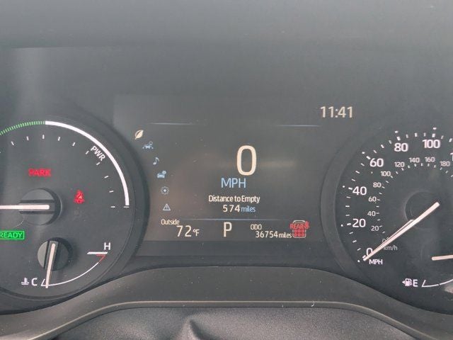 2025 Toyota Sienna XLE 8 Passenger