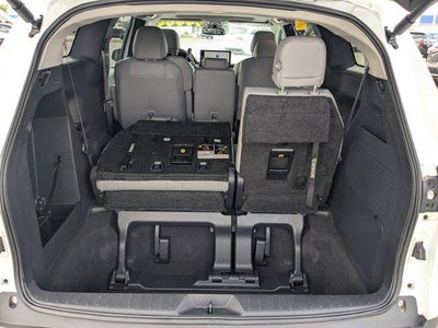 2025 Toyota Sienna XLE 8 Passenger