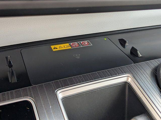 2025 Toyota Sienna XLE 8 Passenger