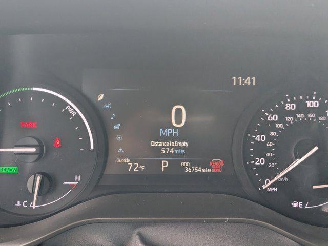 2025 Toyota Sienna XLE 8 Passenger