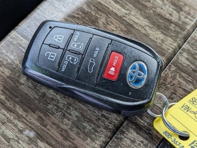 2025 Toyota Sienna Limited 7 Passenger