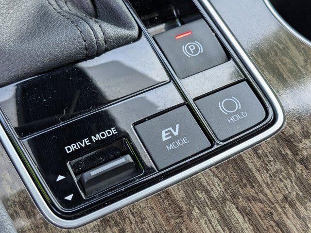 2025 Toyota Sienna Limited 7 Passenger