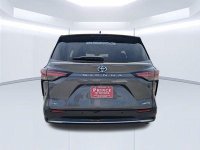 2025 Toyota Sienna Limited 7 Passenger