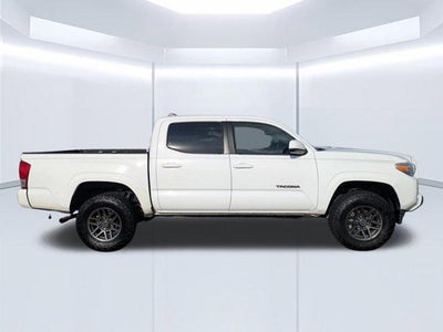 2017 Toyota Tacoma SR