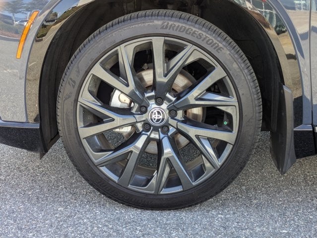 2025 Toyota Crown Signia Limited