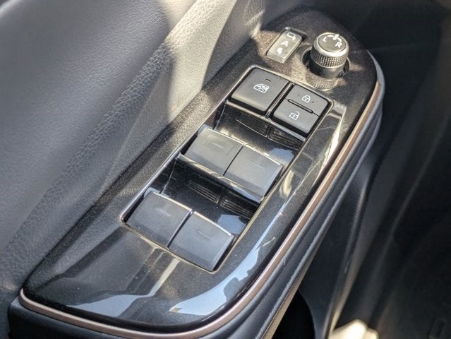 2025 Toyota Crown Signia Limited