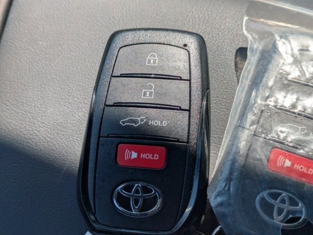 2025 Toyota Crown Signia Limited