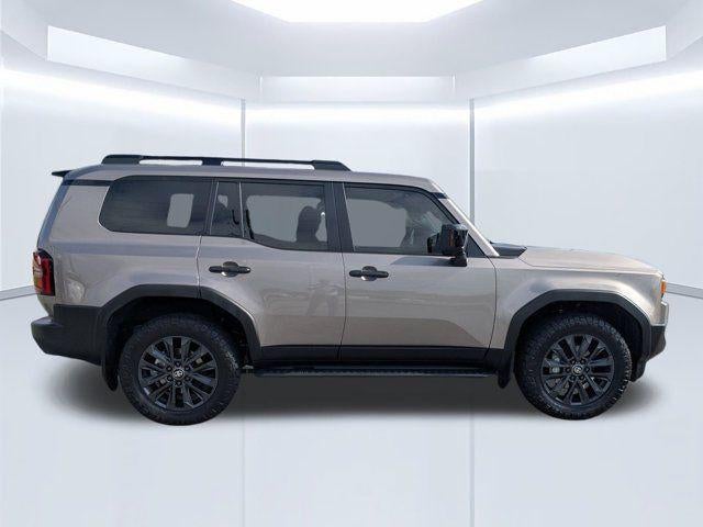2025 Toyota Land Cruiser Base PREMIUM