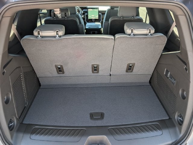 2027 GMC Yukon Elevation