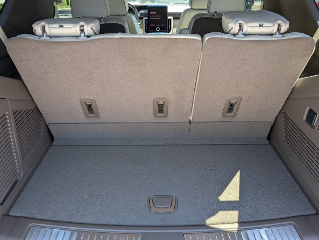 2027 GMC Yukon Denali