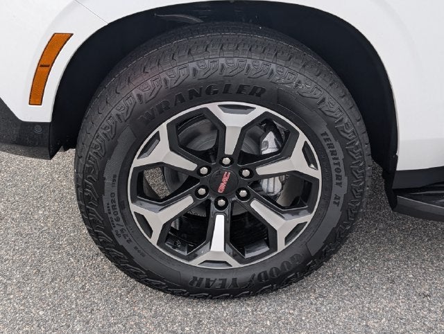 2027 GMC Yukon AT4