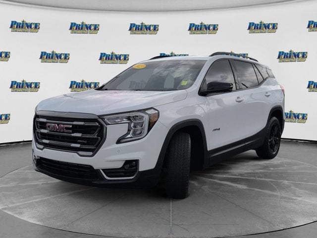 2023 GMC Terrain AT4