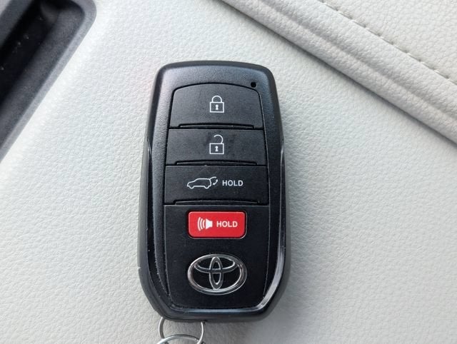 2026 Toyota Grand Highlander LE