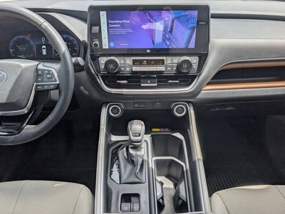 2026 Toyota Grand Highlander LE