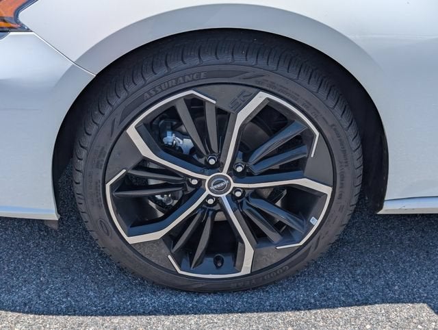 2025 Nissan Altima SR