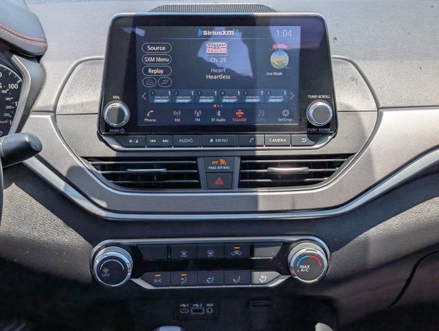 2025 Nissan Altima SR