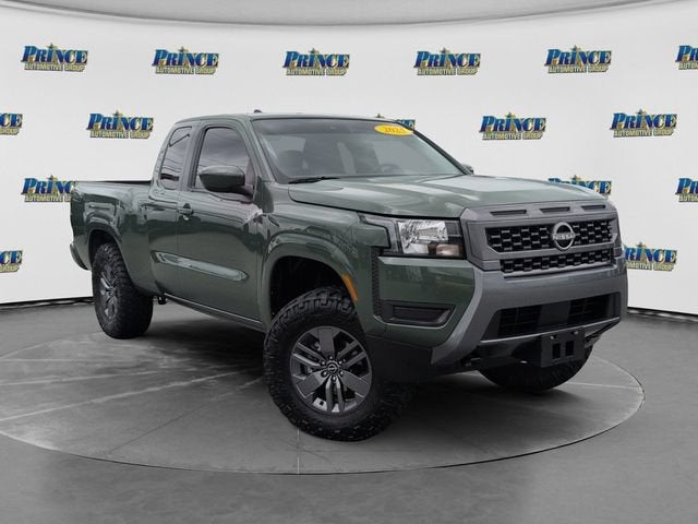 2025 Nissan Frontier SV
