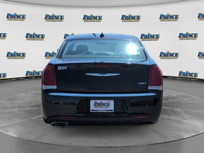 2021 Chrysler 300 Touring