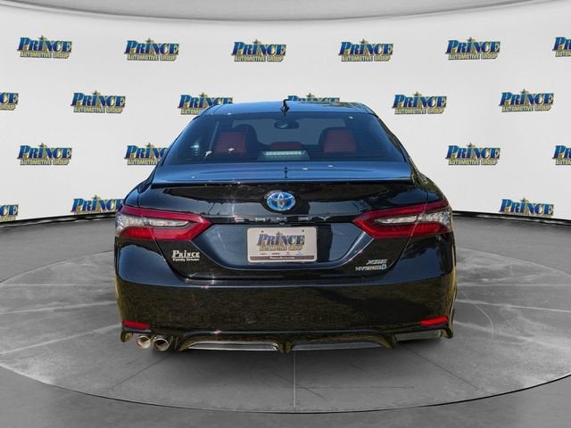 2021 Toyota Camry Hybrid XSE
