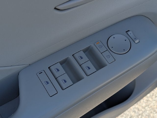 2024 Hyundai Kona SE
