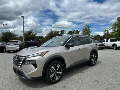 2025 Nissan Rogue SL
