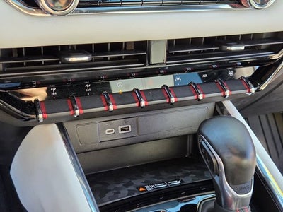 2023 GMC Canyon AT4X