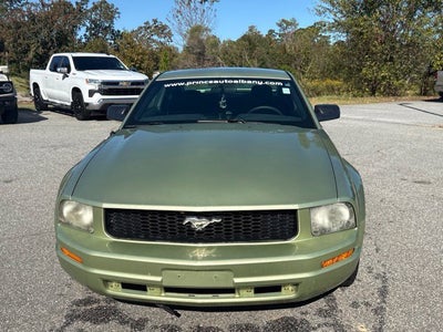2005 Ford Mustang Deluxe