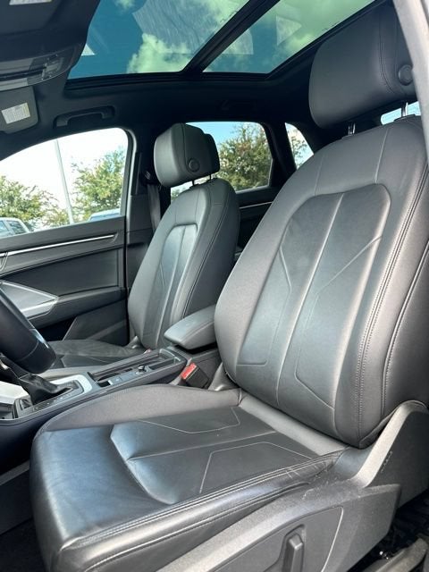 2024 Audi Q3 S line Premium